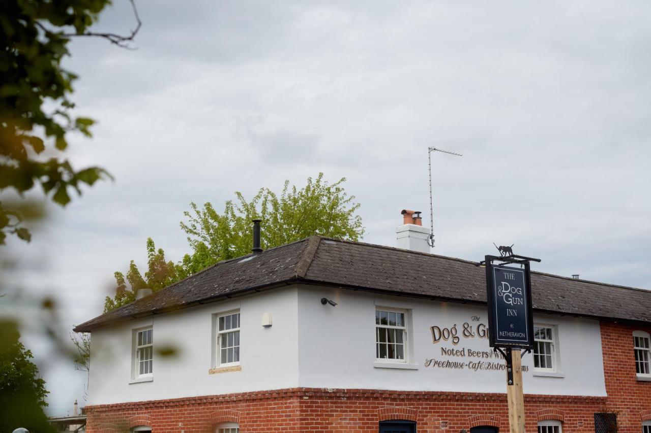 The Dog & Gun Inn Netheravon Exteriér fotografie
